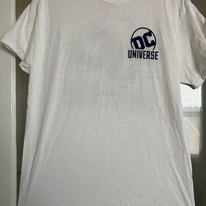 Very Rare Unisex DC Comics DC Universe T-Shirt. Medium
